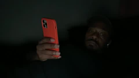 Snapshot of urbandick5 chatting on 09.19.25 urbandick5 online show from 09.19.25