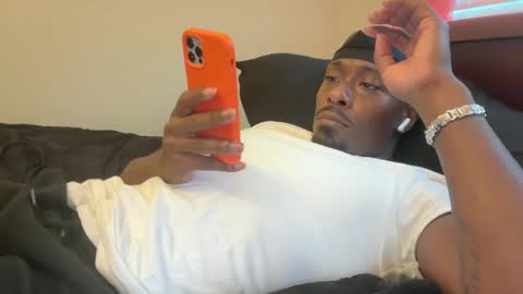 Snapshot of urbandick5 chatting on 09.19.25 urbandick5 online show from 09.19.25