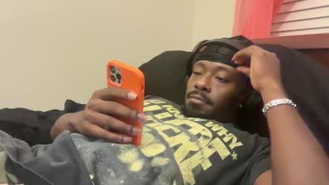 Snapshot of urbandick5 chatting on 10.30.25 urbandick5 online show from 10.30.25