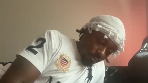 Snapshot of urbandick5 chatting on 10.30.25 urbandick5 online show from 10.30.25