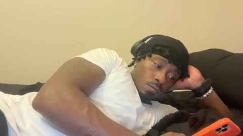 Snapshot of urbandick5 chatting on 11.09.25 urbandick5 online show from 11.09.25