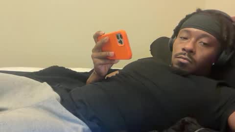 Snapshot of urbandick5 chatting on 11.16.25 urbandick5 online show from 11.16.25