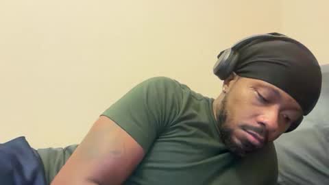 Snapshot of urbandick5 chatting on 01.12.26 urbandick5 online show from 01.12.26