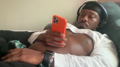 Snapshot of urbandick5 chatting on 01.15.26 urbandick5 online show from 01.15.26