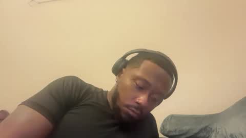 Snapshot of urbandick5 chatting on 02.14.26 urbandick5 online show from 02.14.26