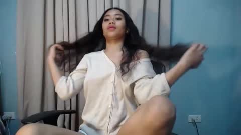 Urbbgurl lynxx  online show from 09.14.25