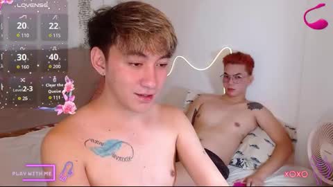 Snapshot of urdeityoflove_ chatting on 10.01.25 rose and khristine online show from 10.01.25