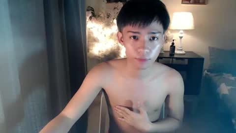 Snapshot of urdreamfuckboy_sev chatting on 09.10.25 urdreamfuckboy_sev online show from 09.10.25