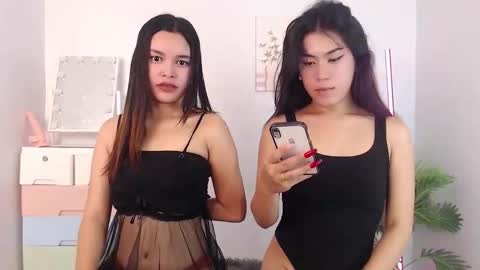 Snapshot of ure_asiancockgirl07 chatting on 09.10.25 Bretesh online show from 09.10.25