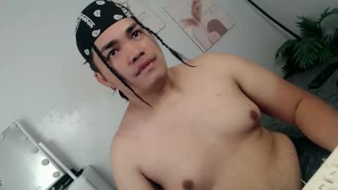 ure_fattytoy143 online show from 04.18.26