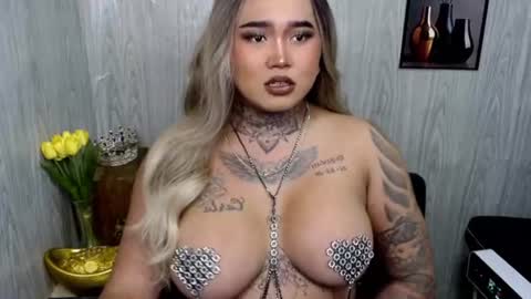 Snapshot of urfabtattooqueen chatting on 06.29.26 Maxxie online show from 06.29.26