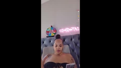 urfaveriri online show from 11.22.25