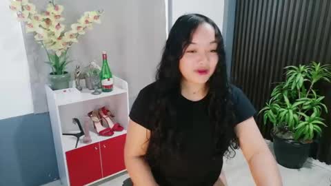 Scarlet online show from 12.16.25