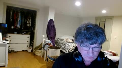 Gregor online show from 02.26.25