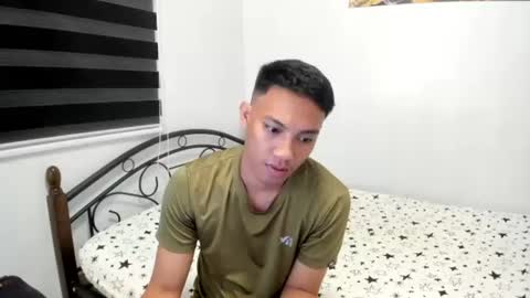 urfucker_vinz online show from 06.24.26