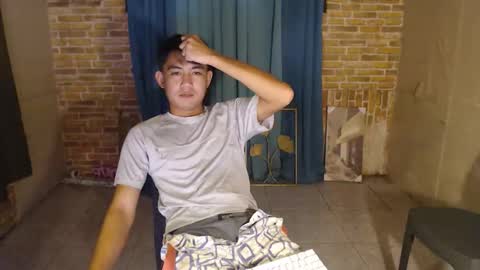 urfucking_nin15 online show from 02.18.26