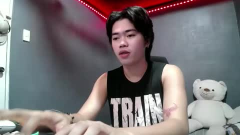 Snapshot of urfuckinghighness chatting on 10.26.25 ask me online show from 10.26.25