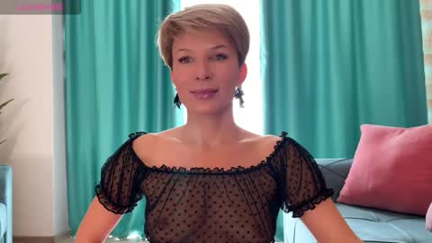 Jenny online show from 10.04.25