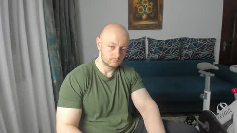 UrGymCrush online show from 02.05.25