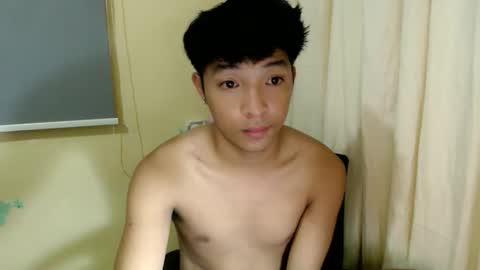 Snapshot of urhotethanxx chatting on 10.06.25 Ethan online show from 10.06.25