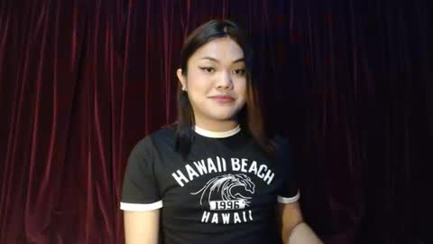 urhottie_bella online show from 11.20.25