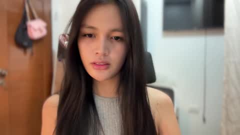 Snapshot of urkatiecookie chatting on 09.25.25 Amira online show from 09.25.25