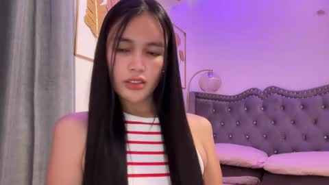 Snapshot of urkatiecookie chatting on 10.25.25 Amira online show from 10.25.25