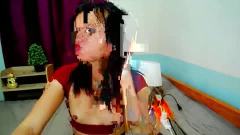 Snapshot of urlovely_che chatting on 10.23.25 urlovely_che online show from 10.23.25
