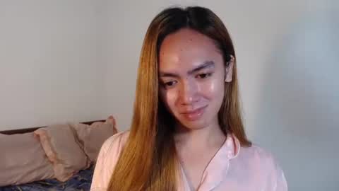 Snapshot of urlovelypinayxxx chatting on 11.11.25 MIYA online show from 11.11.25