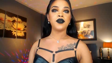 UrMajestyTyra online show from 04.10.26