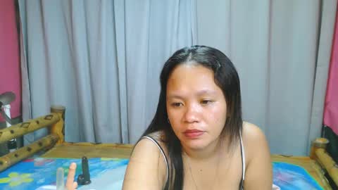 urpinay_singlemother online show from 03.18.26