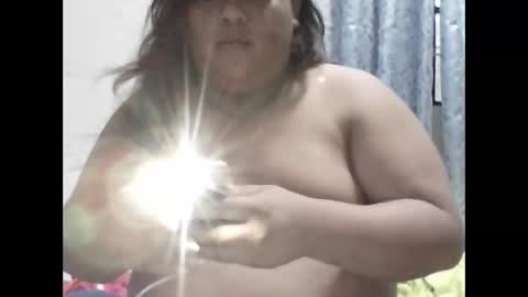 Snapshot of urpinay_ursula chatting on 10.10.25 ursula online show from 10.10.25