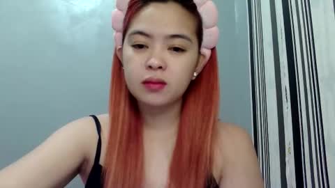 urpinaycutie online show from 12.17.25