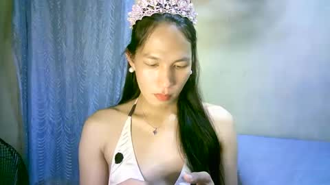 queen julia not into CHEAPGUY online show from 01.28.25