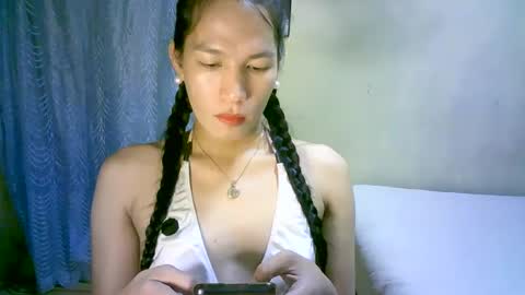 queen julia not into CHEAPGUY online show from 02.27.25