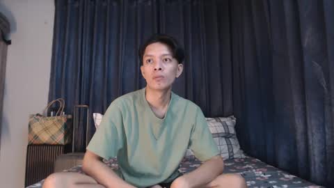 Snapshot of urpinoyasianx chatting on 01.30.25 Mel online show from 01.30.25