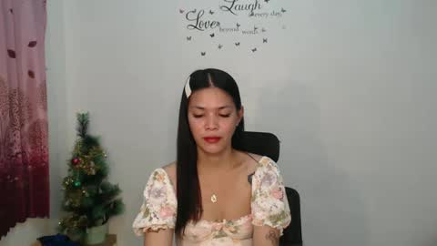 hi im kim online show from 12.03.24