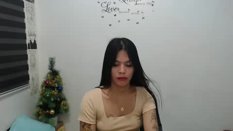 hi im kim online show from 12.12.24