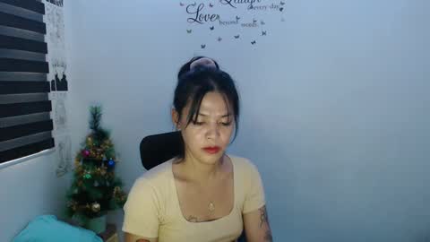 hi im kim online show from 12.13.24