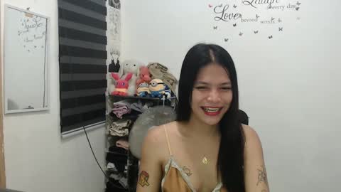 hi im kim online show from 01.07.25