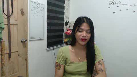 hi im kim online show from 02.03.25