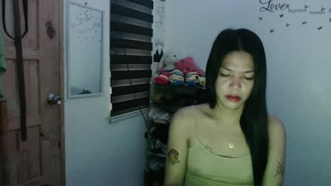 hi im kim online show from 02.04.25