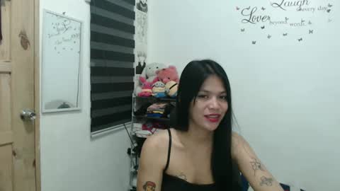 hi im kim online show from 02.11.25