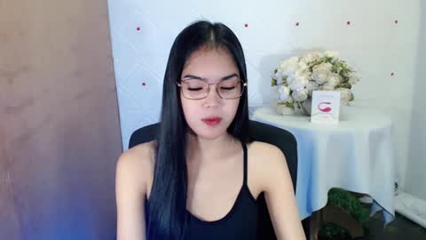Snapshot of urpretty_nix chatting on 02.24.25 Nix online show from 02.24.25