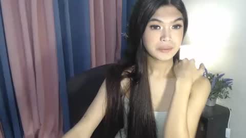 Snapshot of urpretty_shanexx chatting on 10.07.25 HI IM SHINE  online show from 10.07.25