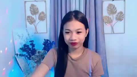 Snapshot of urseductive_llanaxx chatting on 10.23.25 JUST CALL ME LLANA online show from 10.23.25