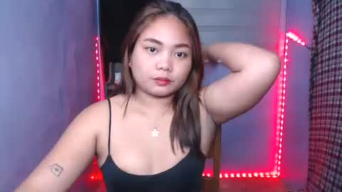 Snapshot of ursexy_ash chatting on 01.18.25 ash online show from 01.18.25