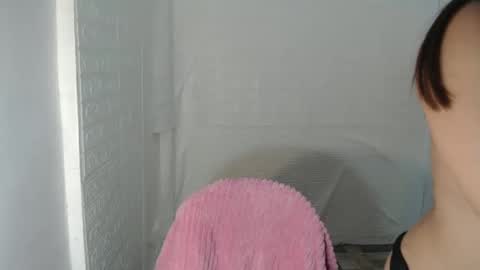 Snapshot of ursexy_ash chatting on 02.20.25 ash online show from 02.20.25