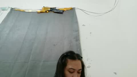 Snapshot of ursexy_pinay_skinny chatting on 03.26.26 im jenny online show from 03.26.26