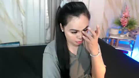 Snapshot of ursexybutt chatting on 02.21.25 fiona online show from 02.21.25